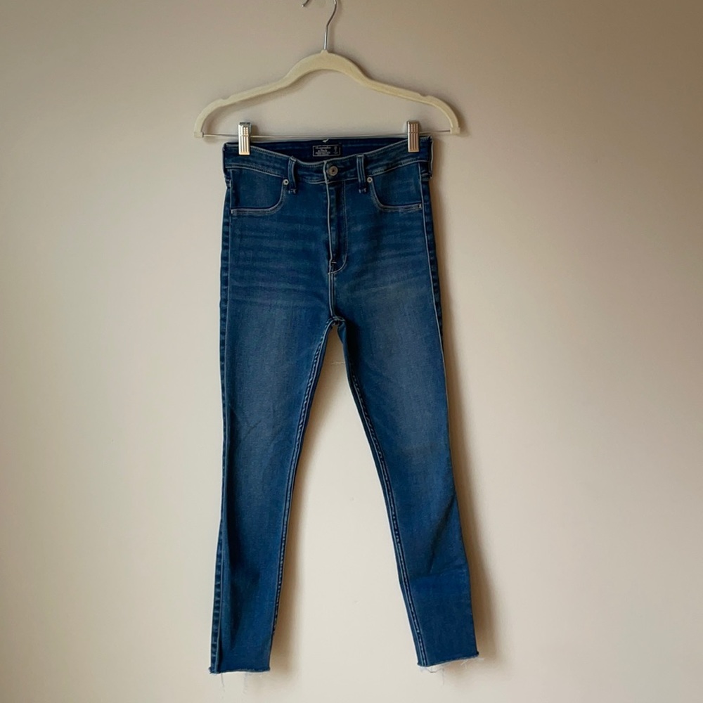 Abercrombie Simone High Rise Jean Legging.